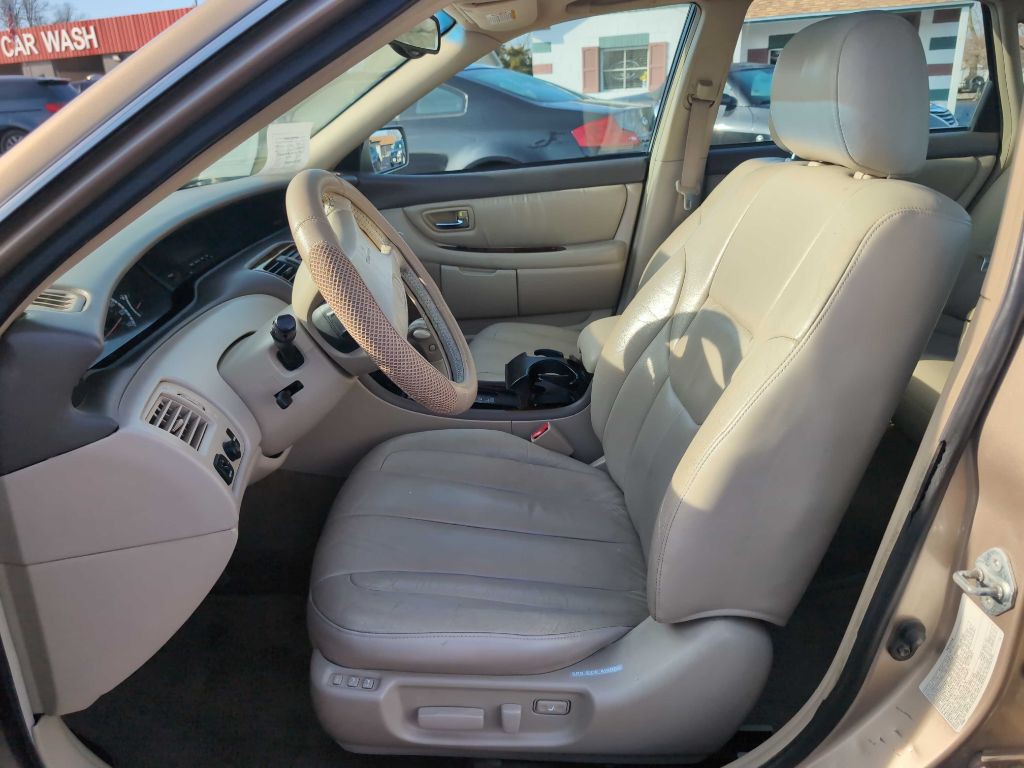 2001 Toyota Avalon Image 26