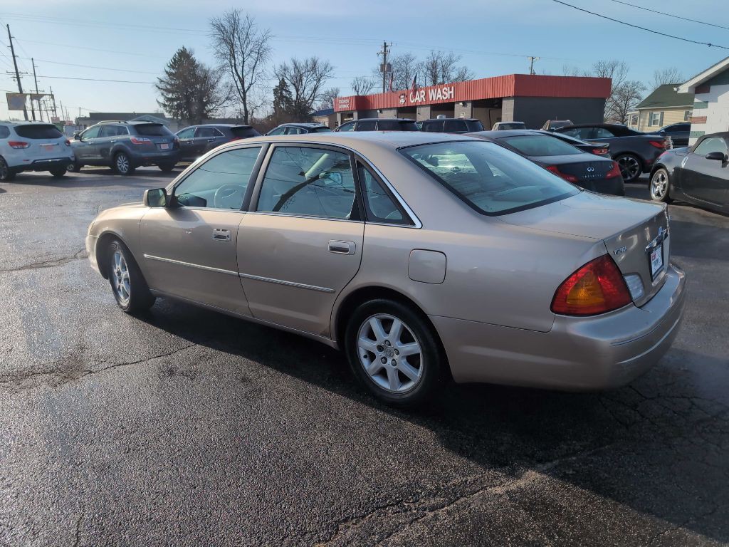 2001 Toyota Avalon Image 8