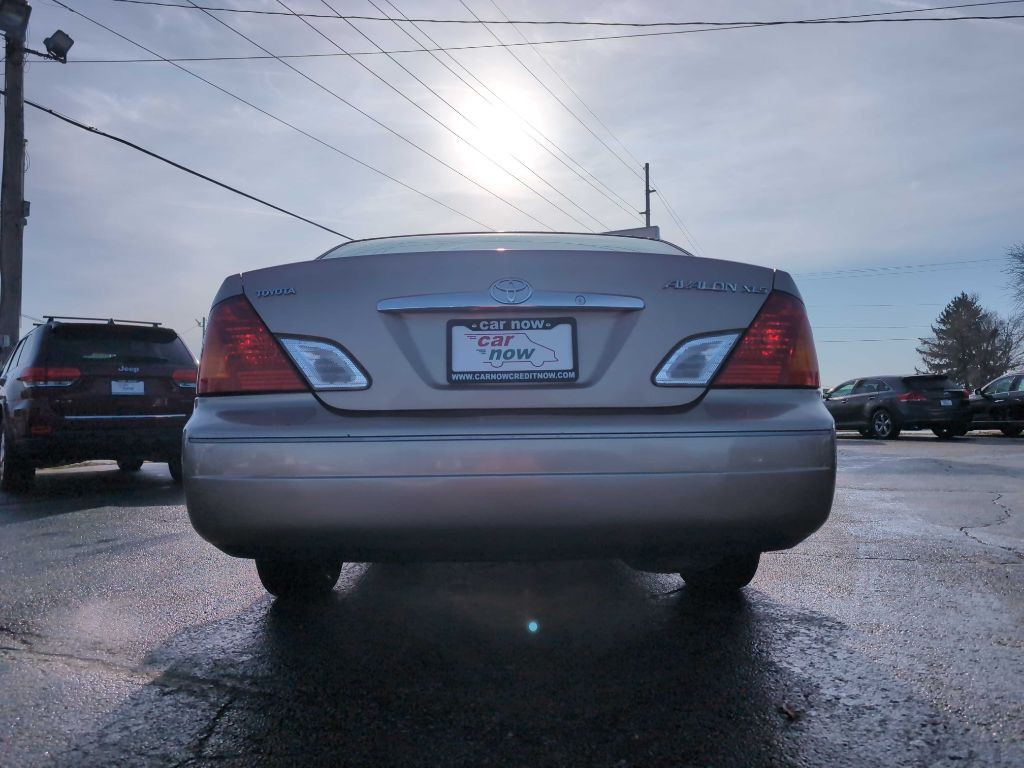 2001 Toyota Avalon Image 13