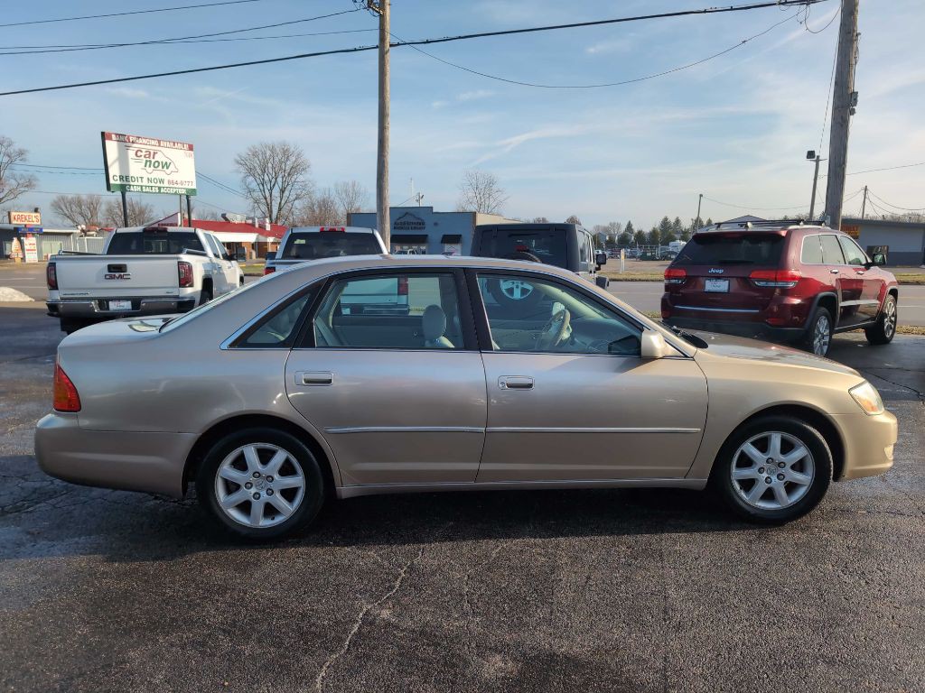 2001 Toyota Avalon Image 18