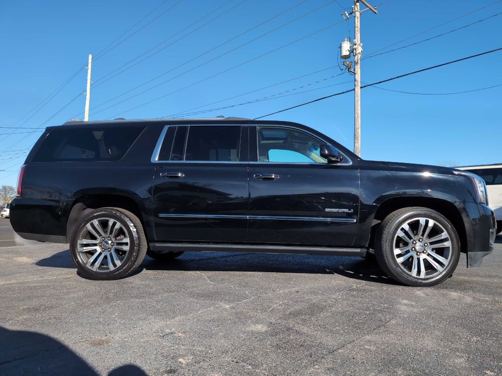 2017 GMC Yukon Image 6