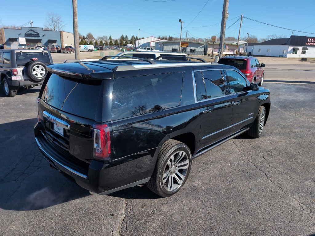 2017 GMC Yukon Image 7
