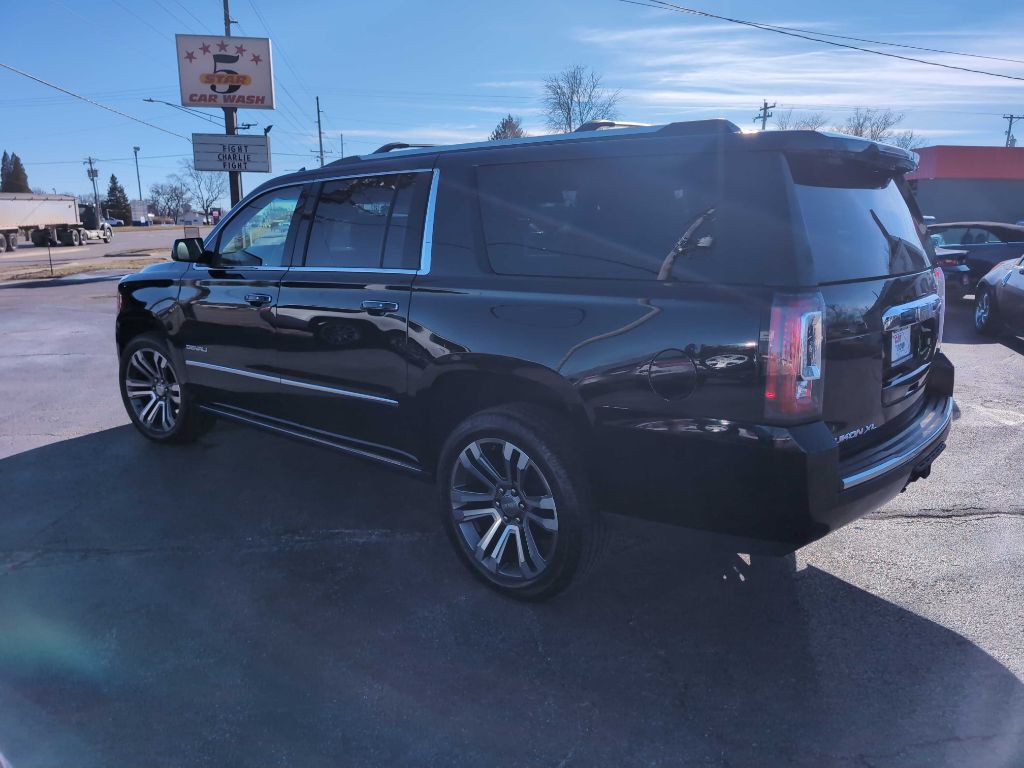 2017 GMC Yukon Image 13