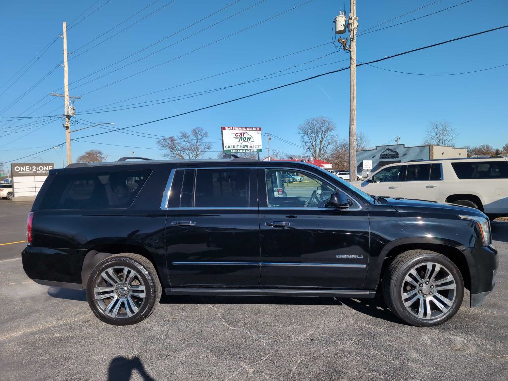 2017 GMC Yukon Image 3