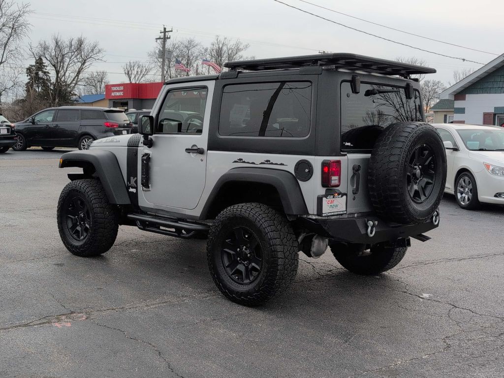 2011 Jeep Wrangler Image 14
