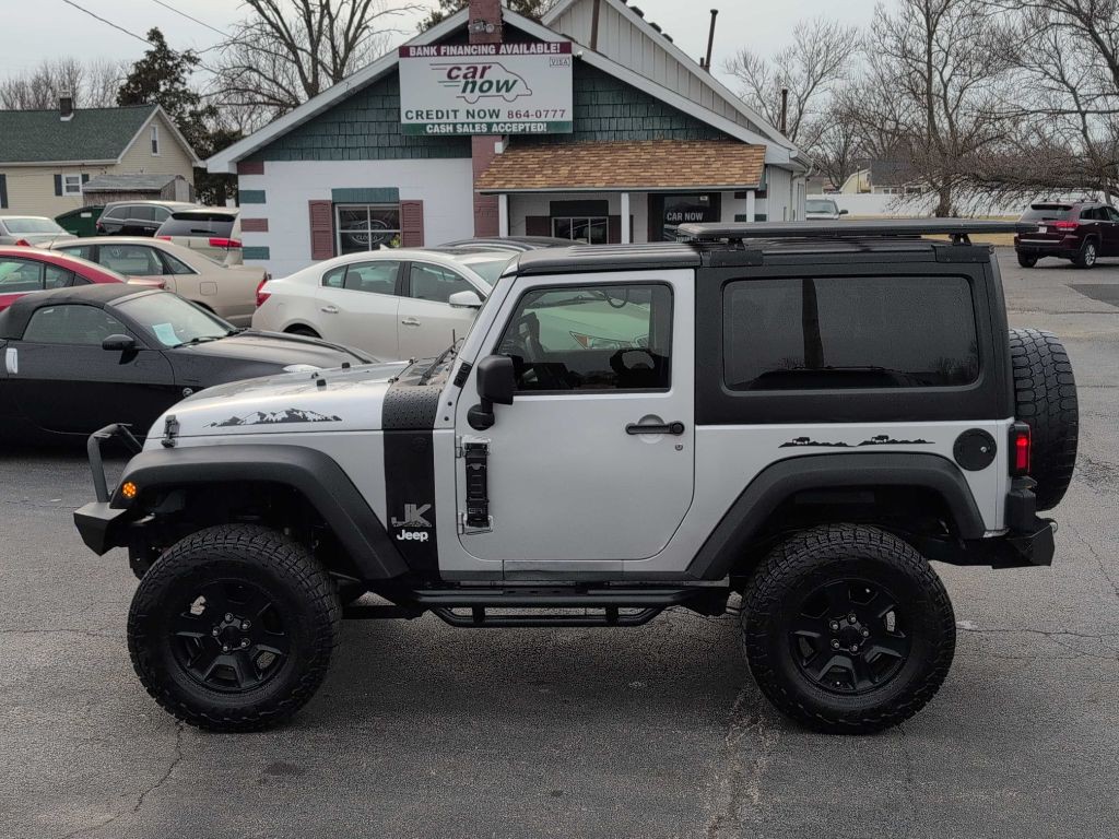 2011 Jeep Wrangler Image 16