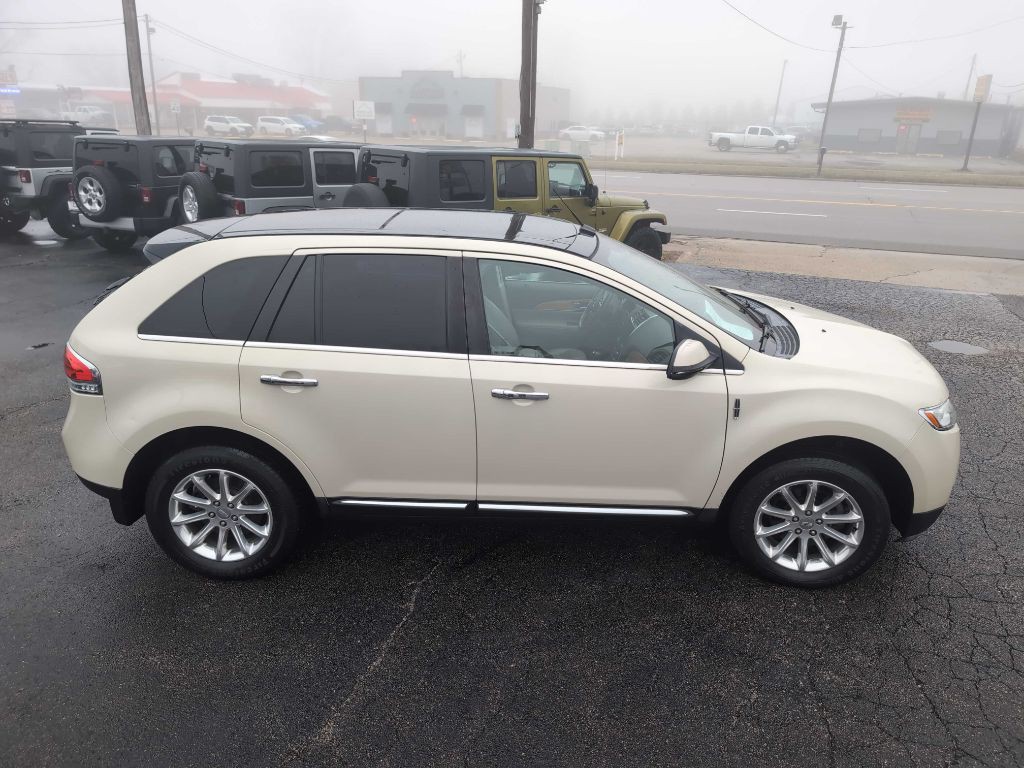 2015 Lincoln MKX Image 2