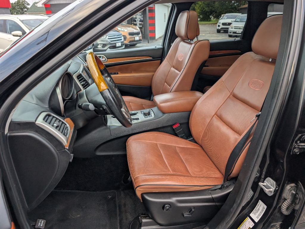2013 Jeep Grand Cherokee Image 23