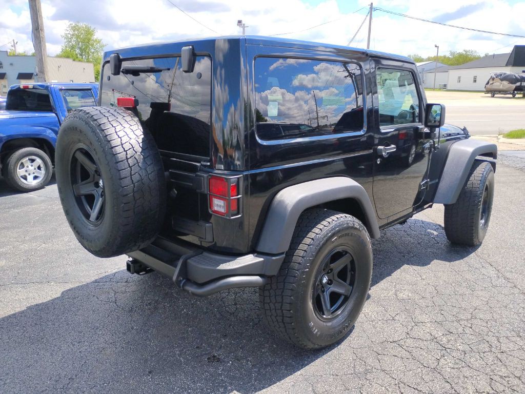 2013 Jeep Wrangler Image 7