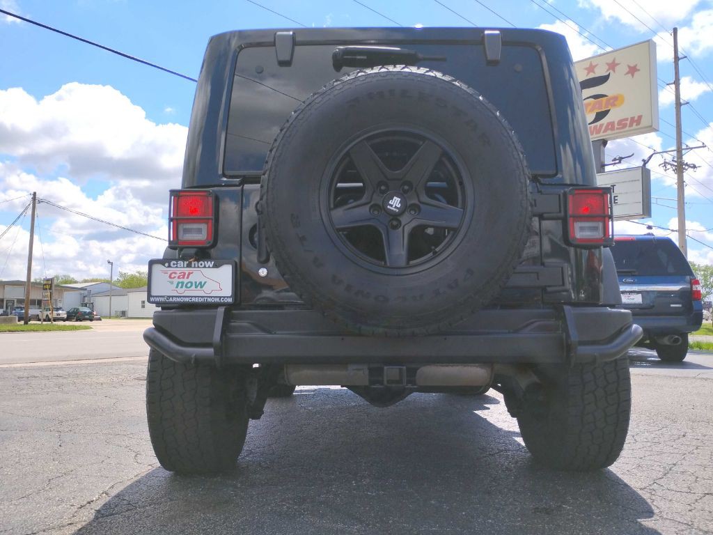 2013 Jeep Wrangler Image 12