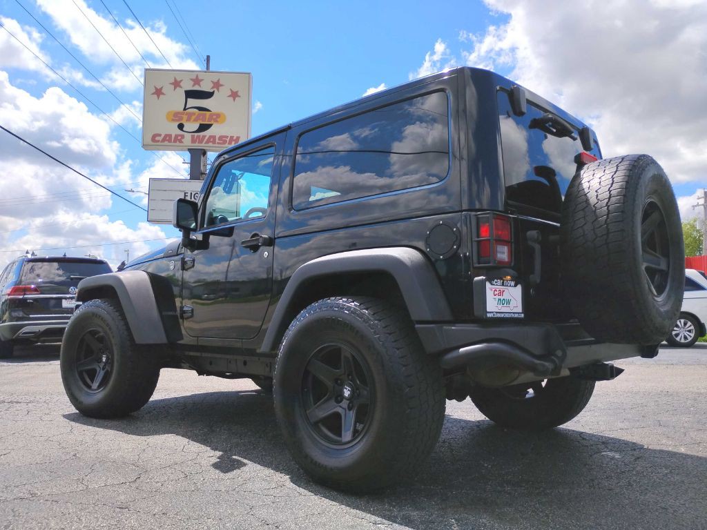 2013 Jeep Wrangler Image 17