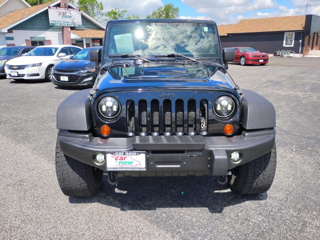 2013 Jeep Wrangler Image 22