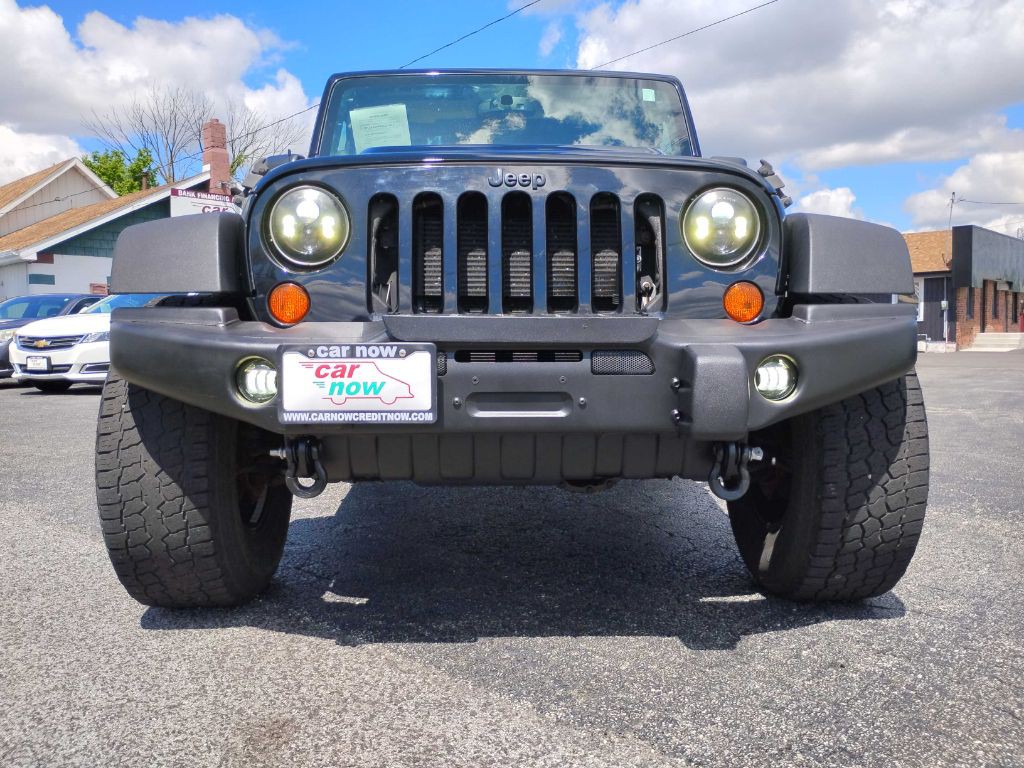 2013 Jeep Wrangler Image 23
