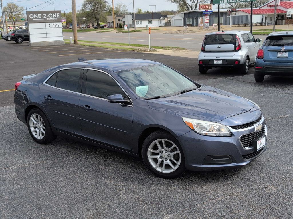 2015 Chevrolet Malibu Image 1