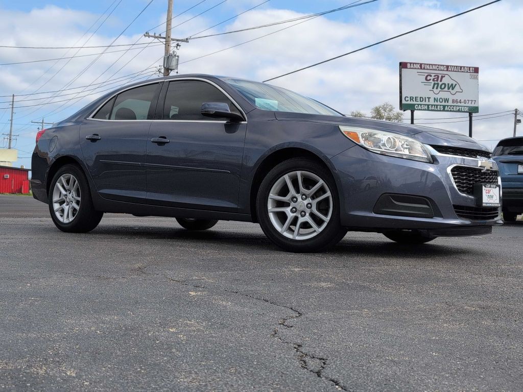 2015 Chevrolet Malibu Image 3