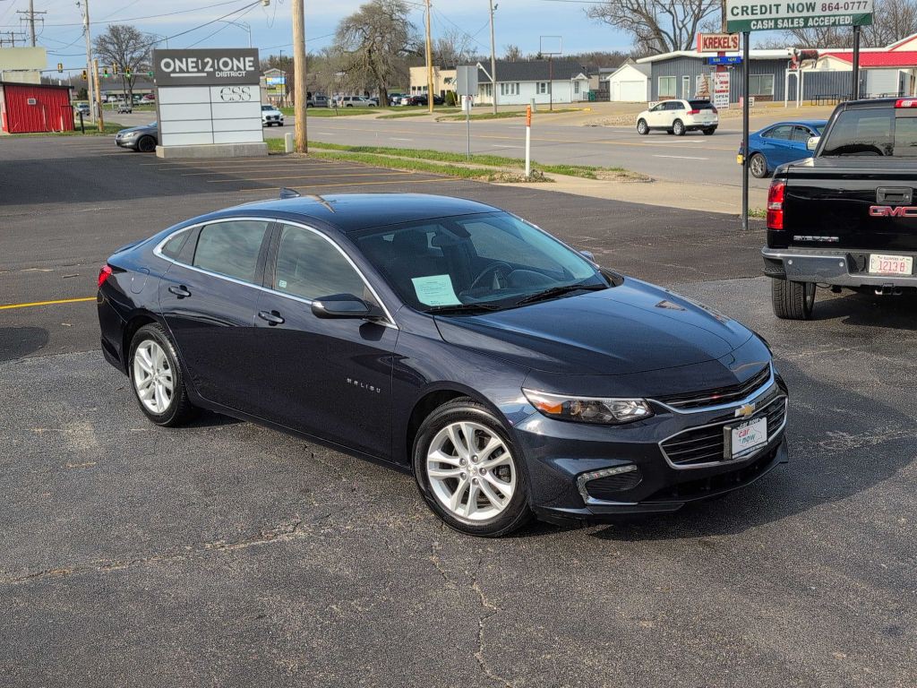 2016 Chevrolet Malibu Image 1