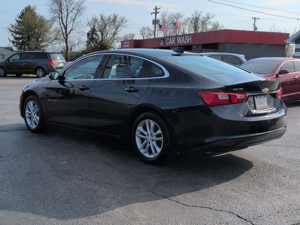 2016 Chevrolet Malibu Image 14