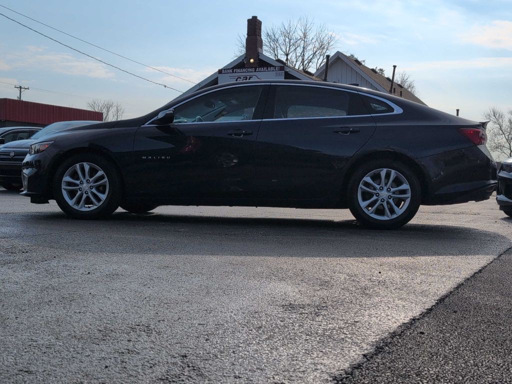 2016 Chevrolet Malibu Image 18