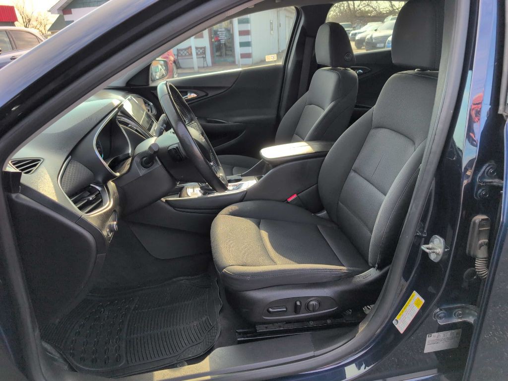 2016 Chevrolet Malibu Image 26