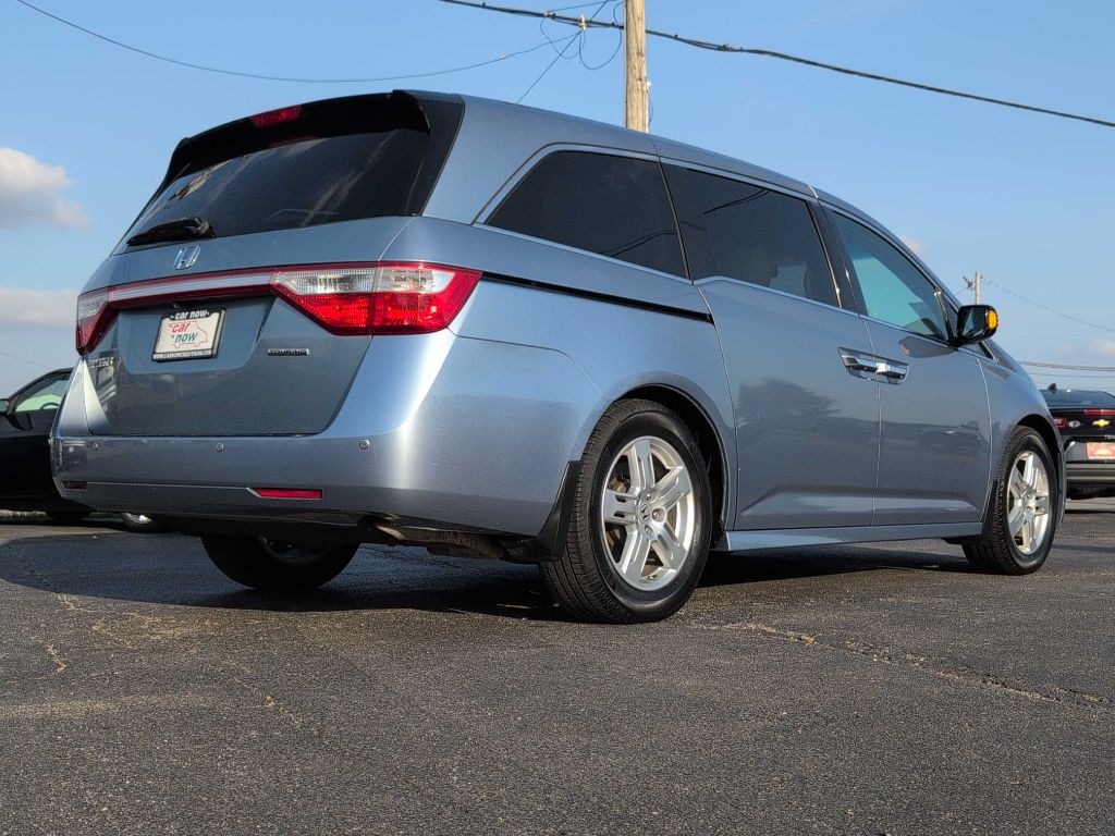 2012 Honda Odyssey Image 8