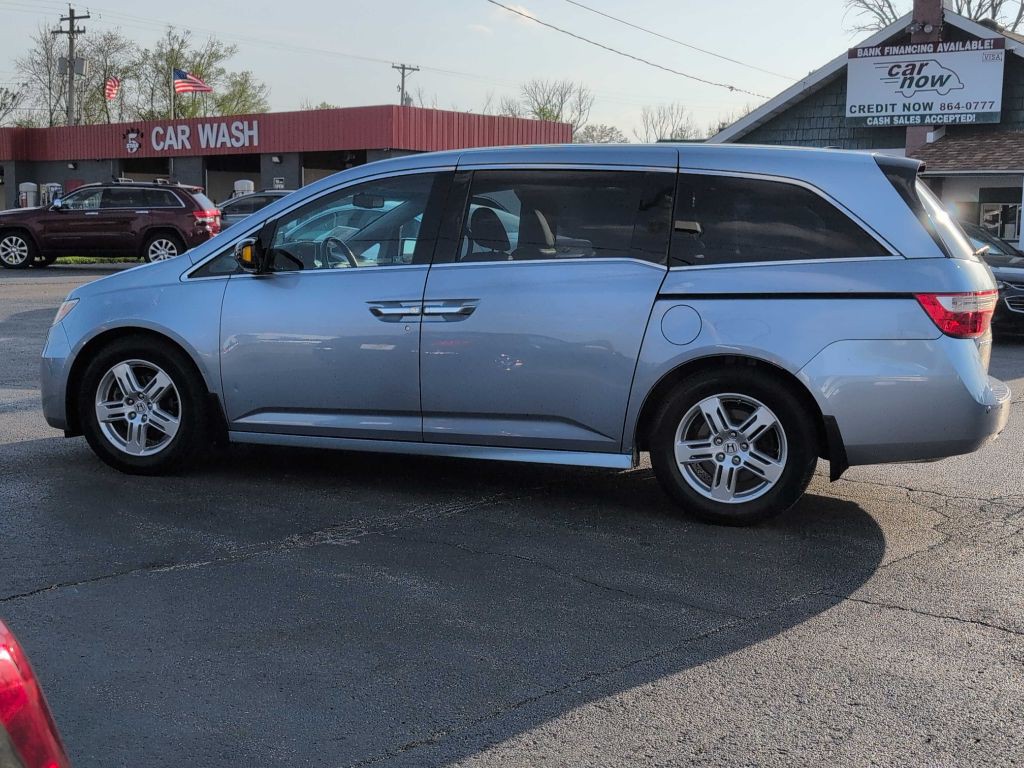 2012 Honda Odyssey Image 17