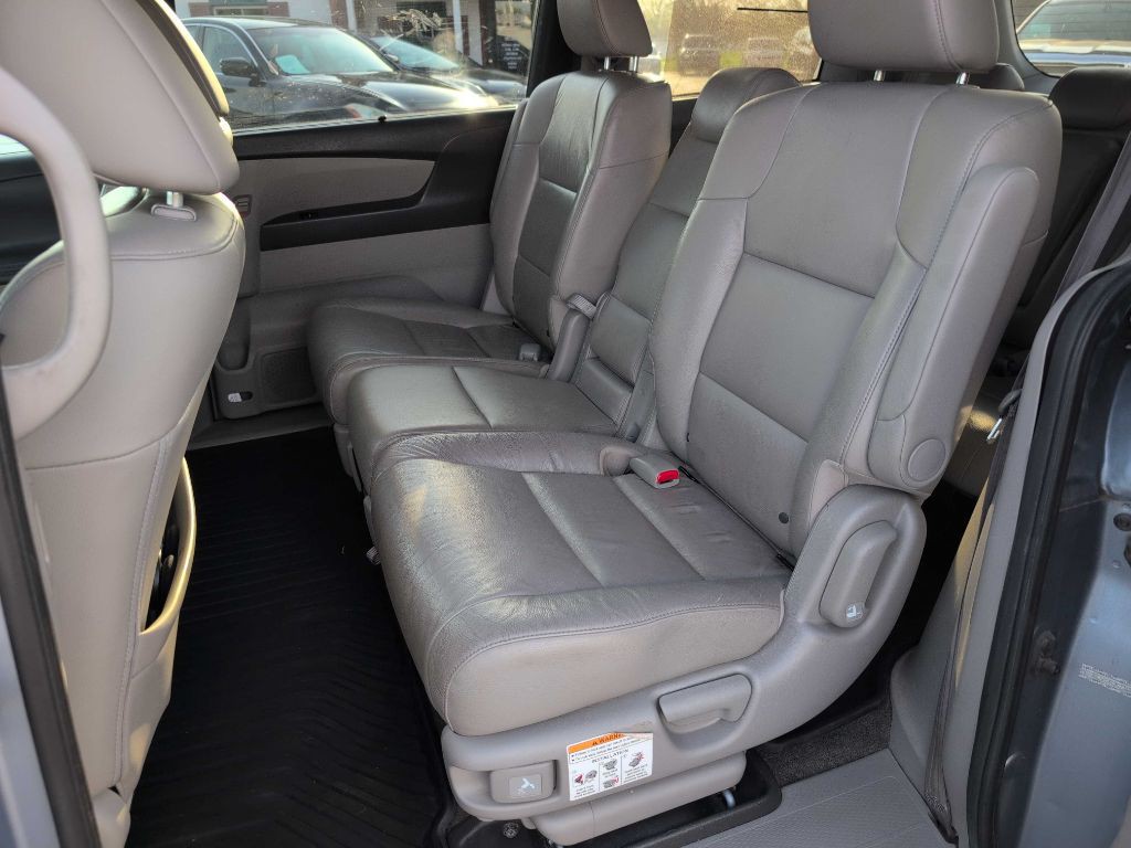 2012 Honda Odyssey Image 26