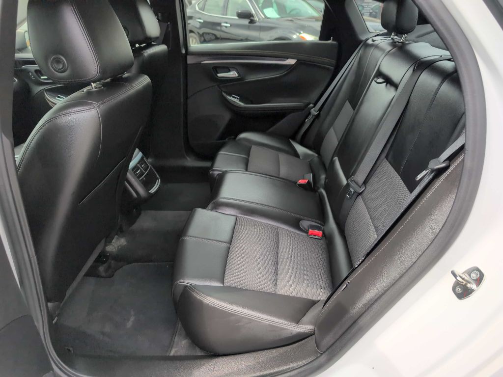 2016 Chevrolet Impala Image 26