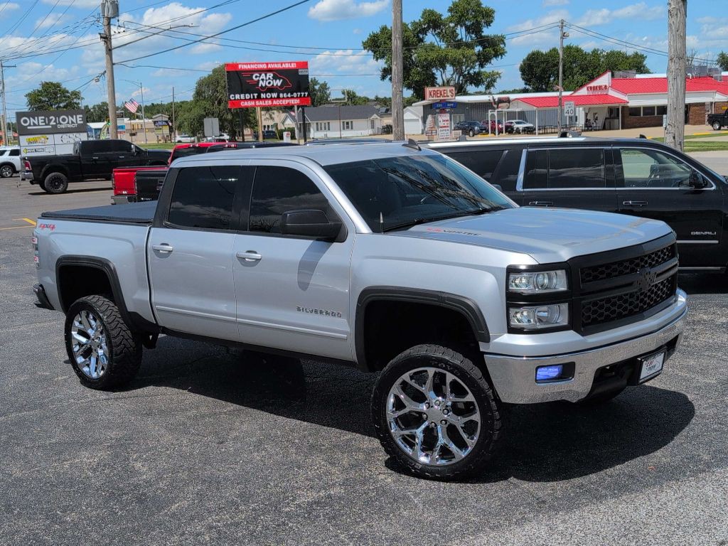 2015 Chevrolet Silverado 1500 Image 1