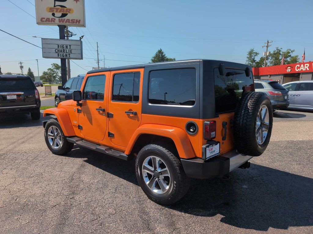 2012 Jeep Wrangler Unlimited Image 25