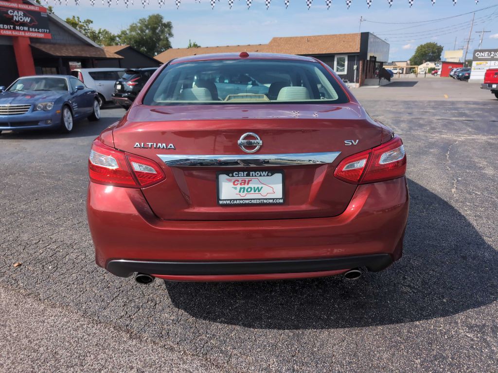 2017 Nissan Altima Image 11