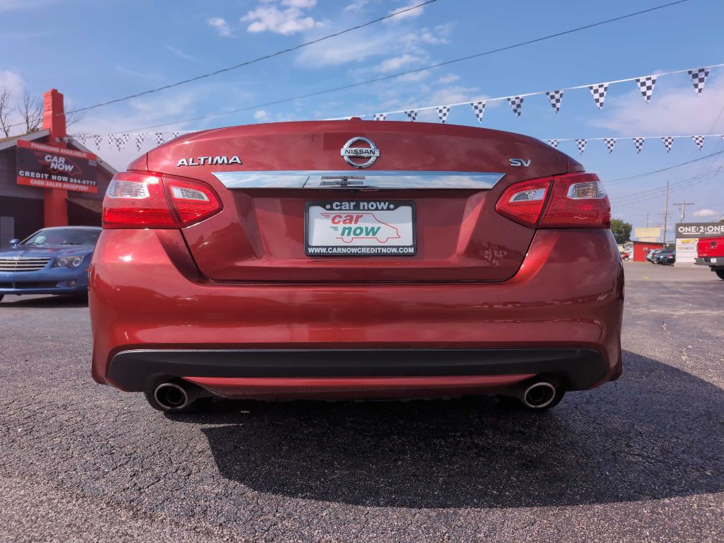 2017 Nissan Altima Image 14
