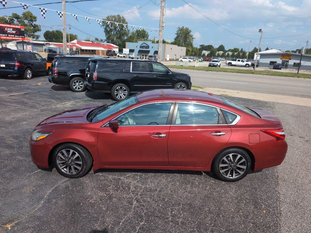 2017 Nissan Altima Image 17