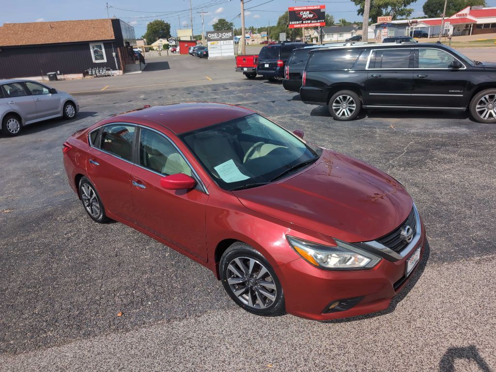 2017 Nissan Altima Image 1