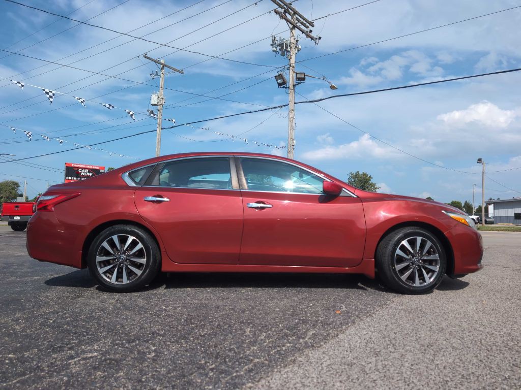 2017 Nissan Altima Image 5