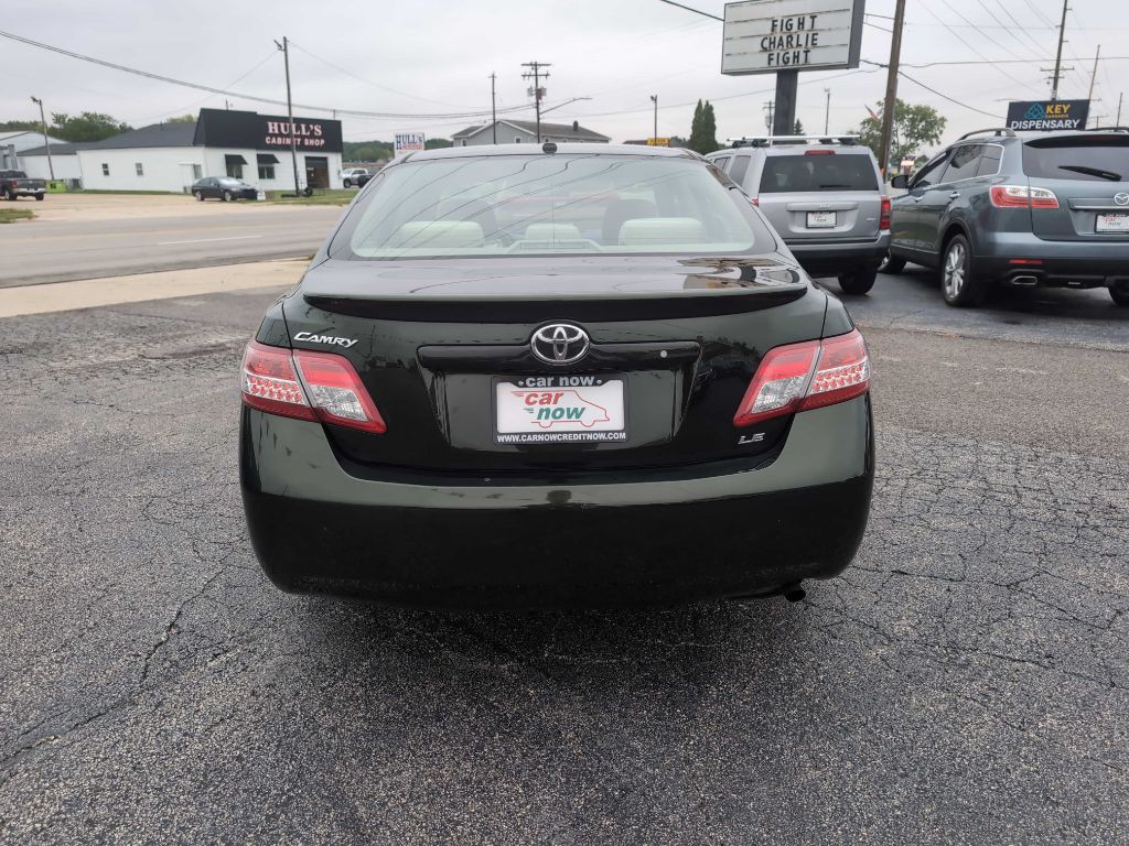 2010 Toyota Camry Image 10