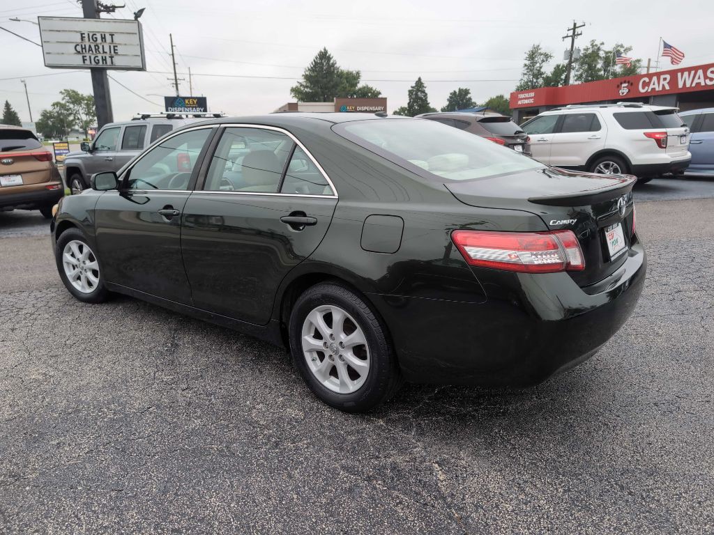 2010 Toyota Camry Image 13