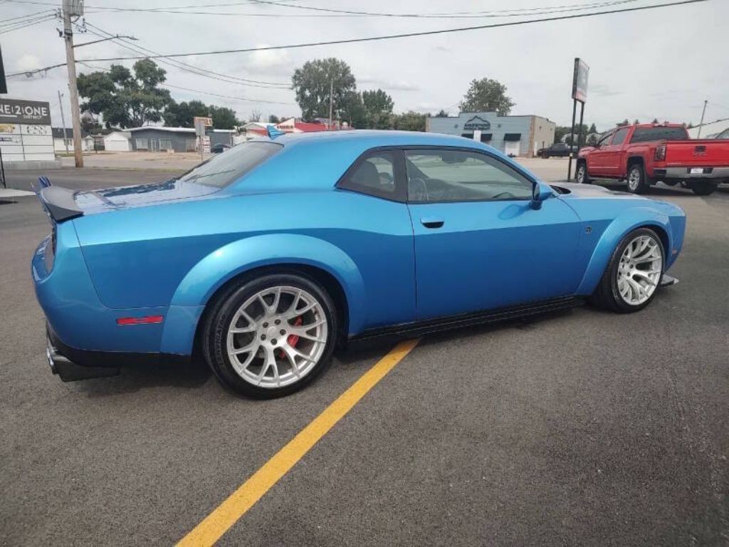2018 Dodge Challenger Image 6