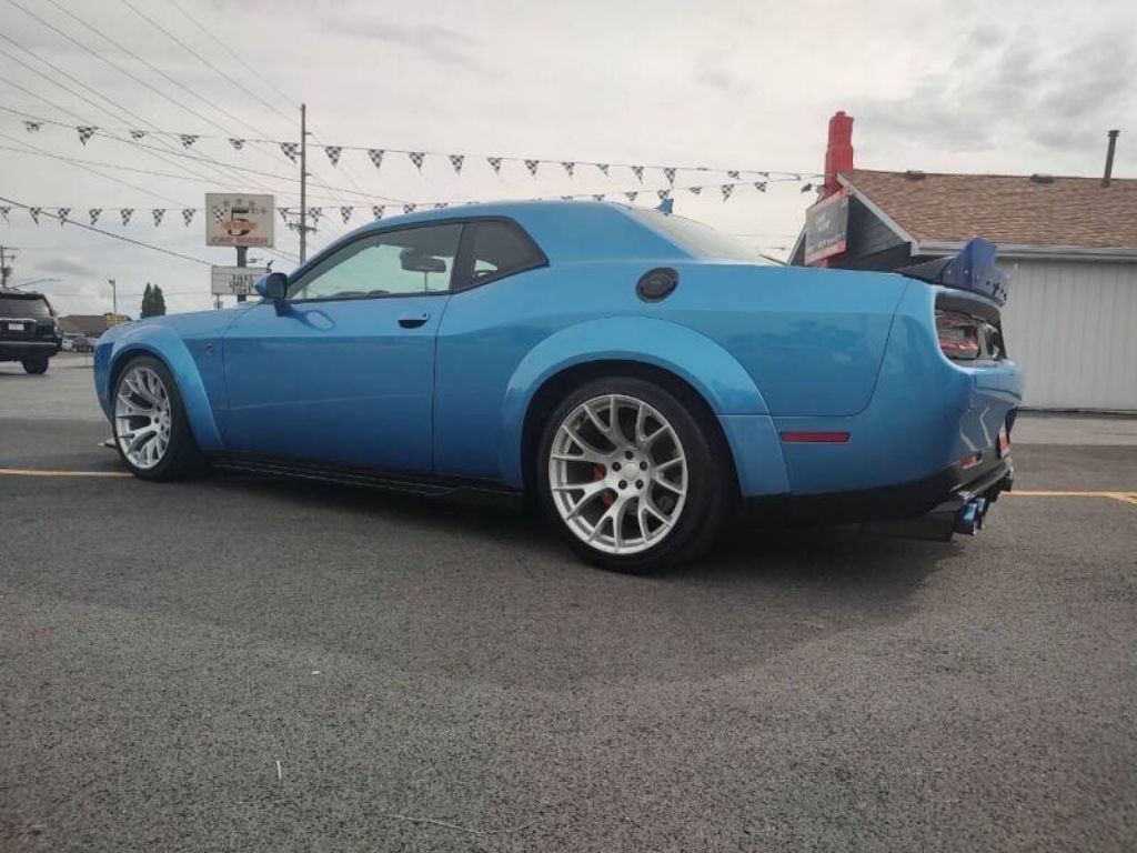 2018 Dodge Challenger Image 16