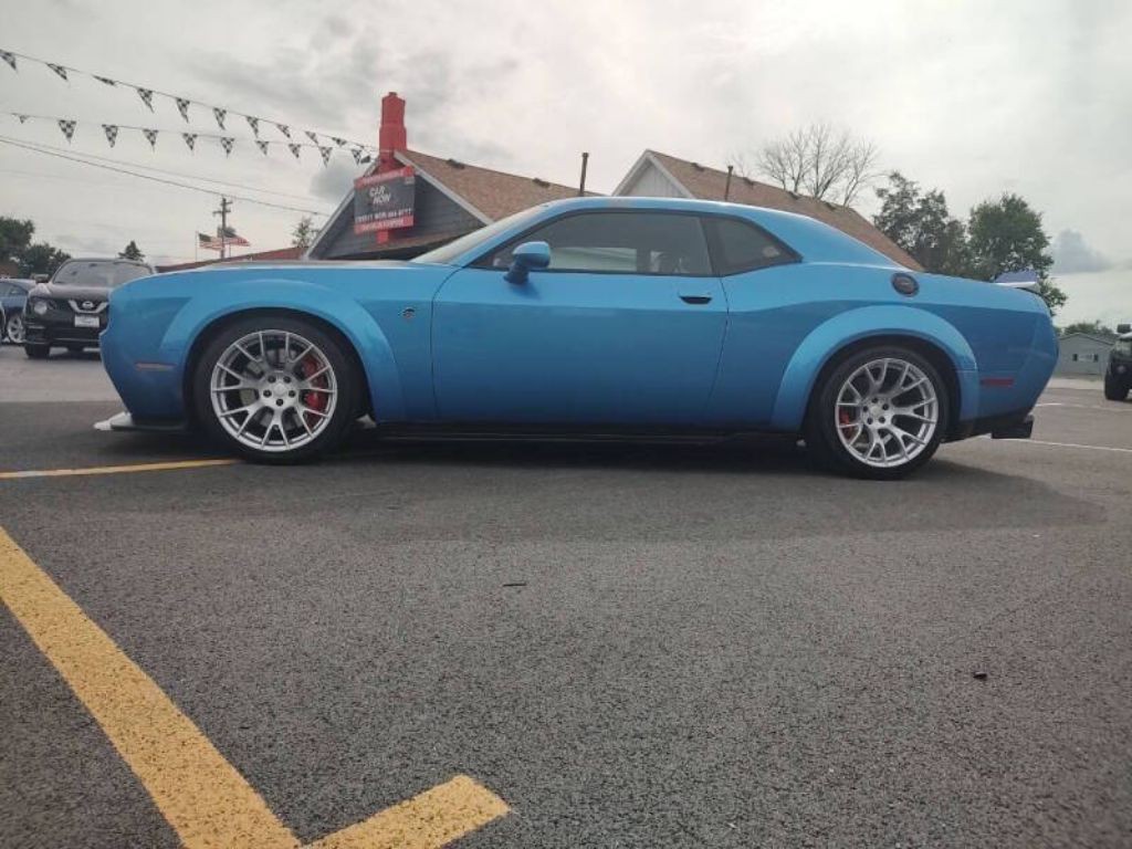 2018 Dodge Challenger Image 17