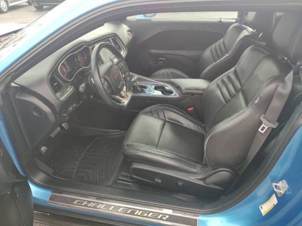 2018 Dodge Challenger Image 26