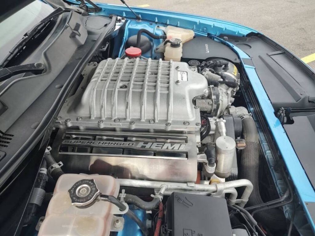 2018 Dodge Challenger Image 30