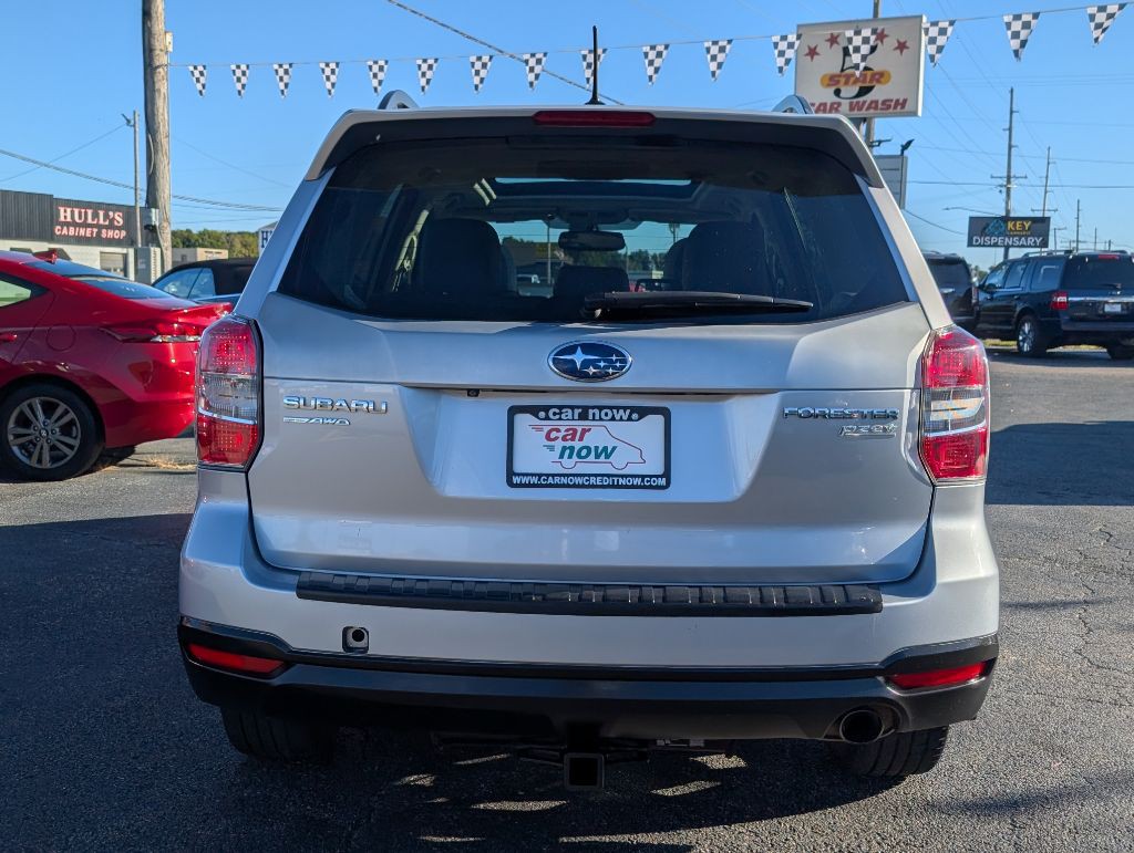 2015 Subaru Forester Image 11