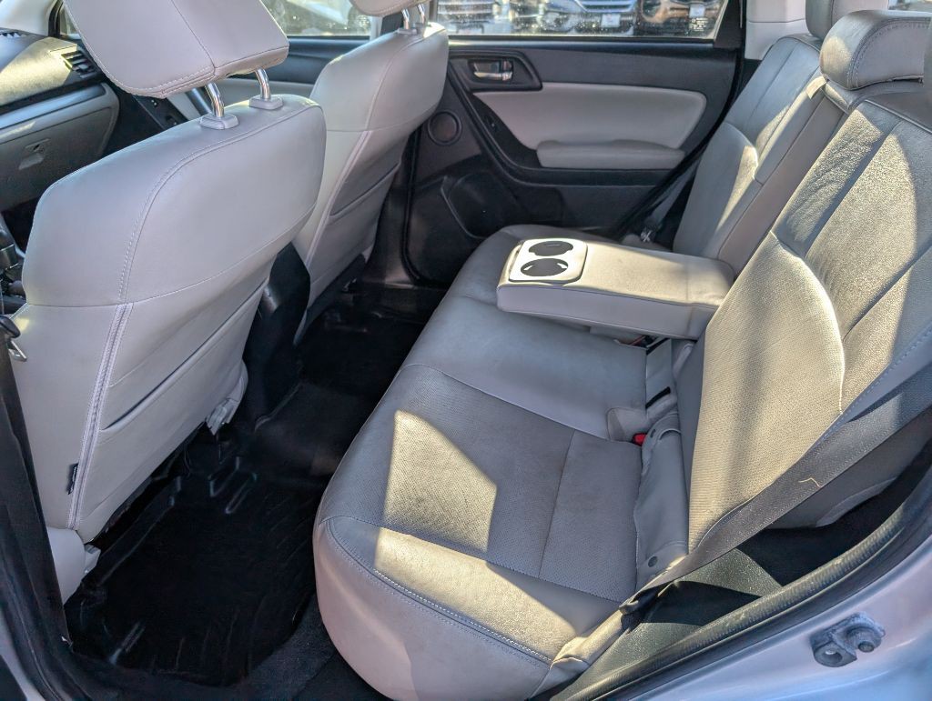 2015 Subaru Forester Image 26