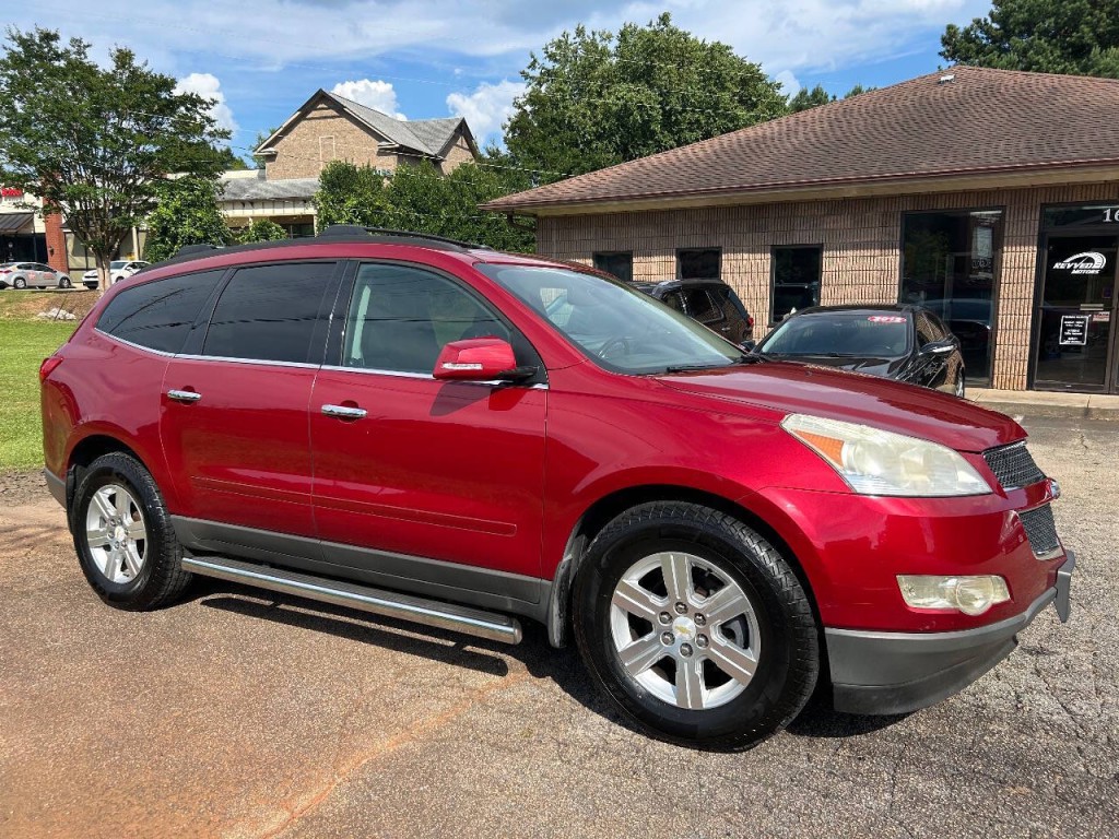 2012 Chevrolet Traverse Image 2
