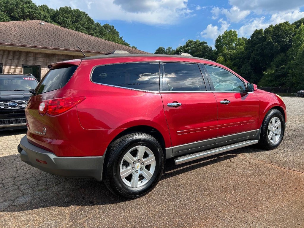 2012 Chevrolet Traverse Image 3