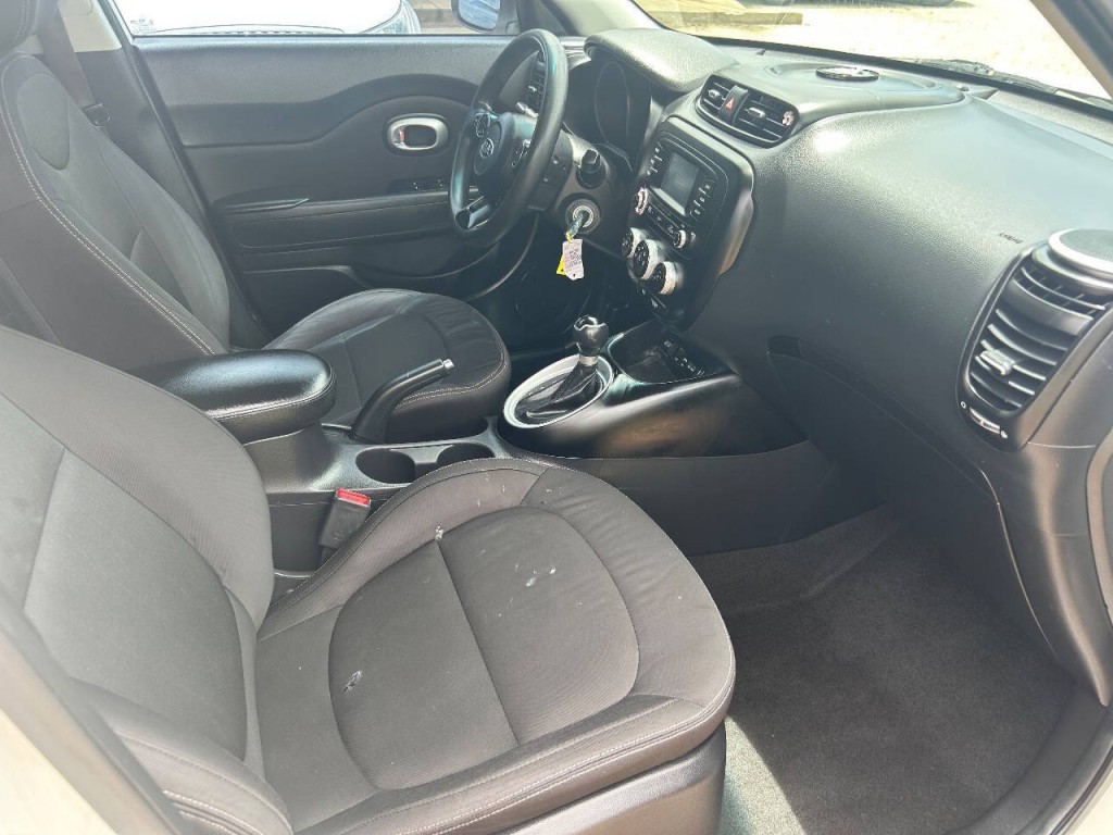 2016 Kia Soul Image 7