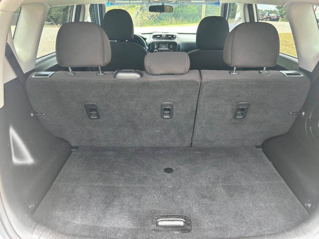 2016 Kia Soul Image 14