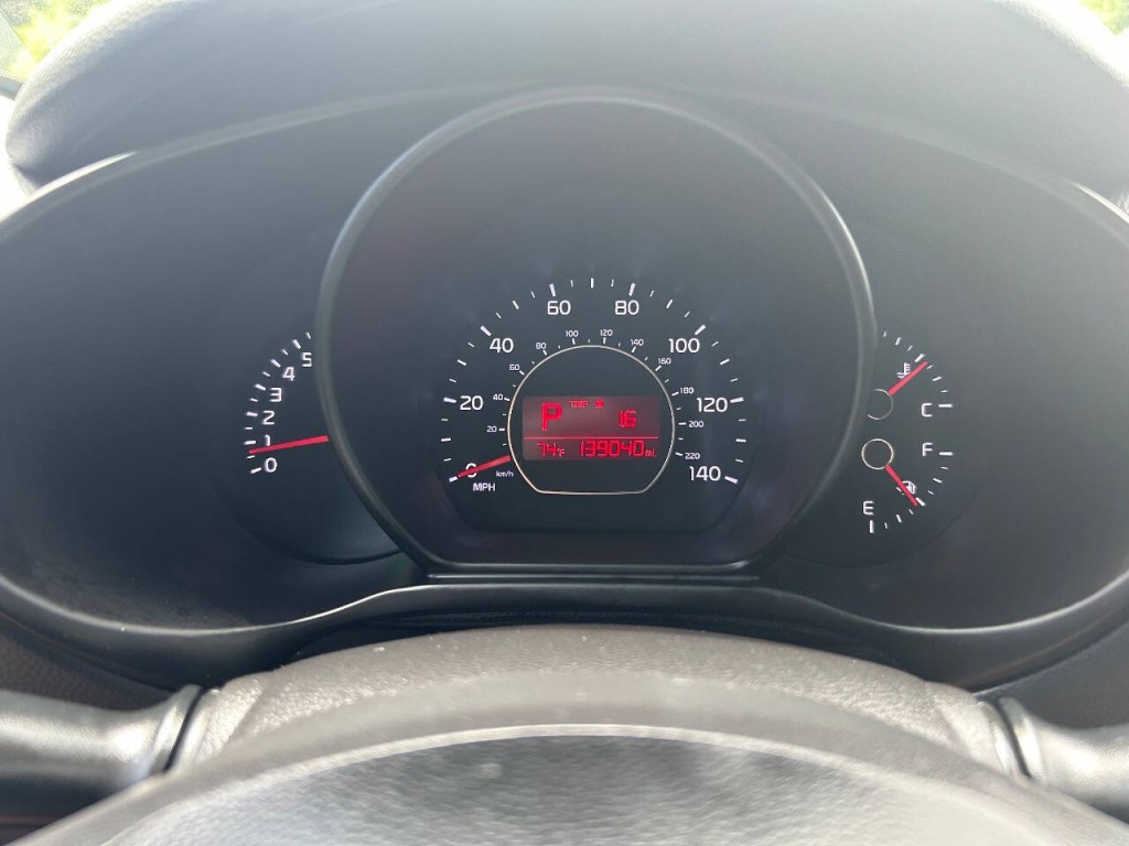 2016 Kia Soul Image 15