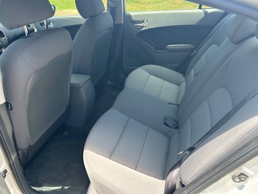 2018 Kia Forte Image 10