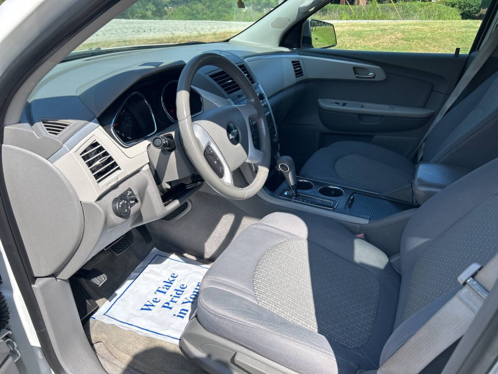 2012 Chevrolet Traverse Image 5